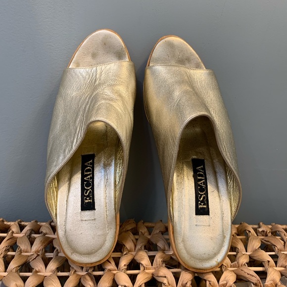 ESCADA wood and gold leather mules / clogs - Picture 6 of 8